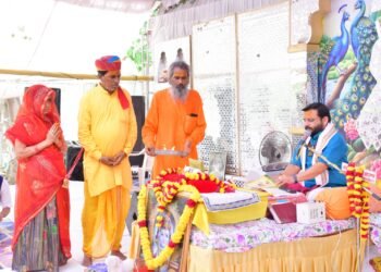 श्रीमद्भागवत कथा में उमड़े श्रद्धालु, सोमवार को मनाएं श्रीराम व श्रीकृष्ण जन्मोत्सव* *काम, क्रोध, लोभ, मोह से मुक्ति का सर्वोत्तम माध्यम है सत्संग : धर्मेश महाराज