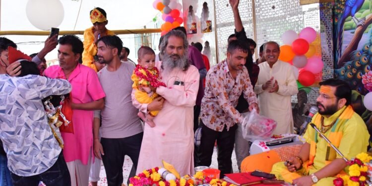 श्रीमद्भागवत कथा में जन्मे श्रीकृष्ण, जय कन्हैयालाल की से गूंजा पांडाल,सत्य की साधना से ही श्रीकृष्ण की प्राप्ति संभव : धर्मेश महाराज