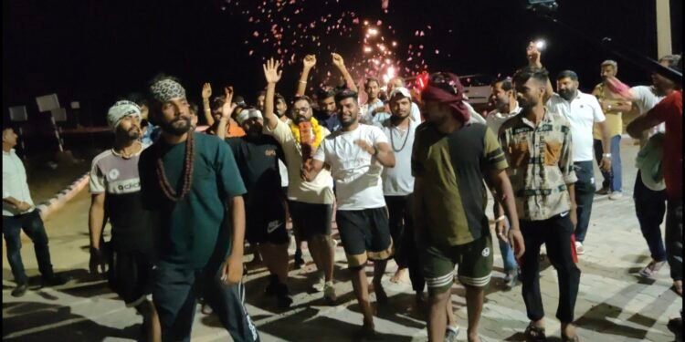 श्री अमरनाथ यात्रा लंगर सेवा समिति द्वारा कावड़ियों का भव्य स्वागत