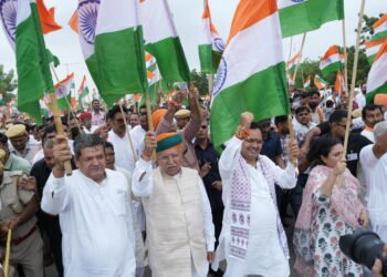 मुख्यमंत्री श्री भजन लाल शर्मा की नाल में तिरंगा यात्रा