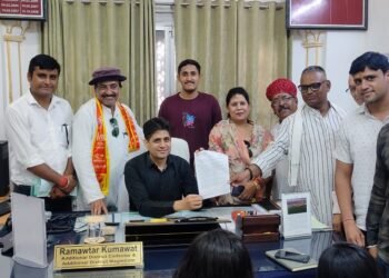 उदरासर जीएसएस पर संविदाकर्मी के साथ हुई विद्युत दुर्घटना को लेकर विप्र फाउंडेशन ने जिला कलेक्टर को सौंपा ज्ञापन