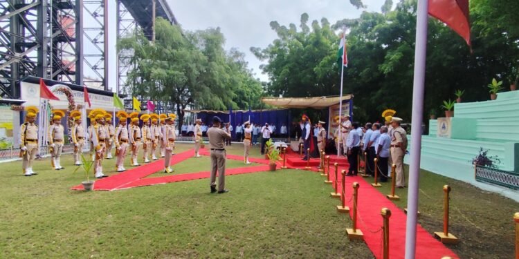औद्योगिक सुरक्षा बल इकाई एन एल सी बरसिंहसर के इकाई में स्वतंत्रता दिवस हर्षो उल्लास से मनाया