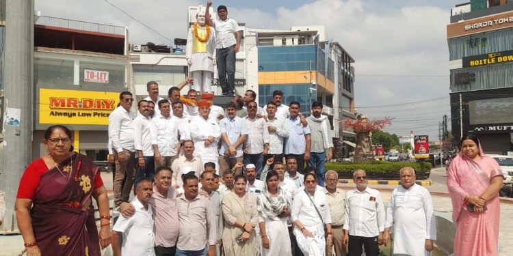 राजीव गांधी की 81वीं जयंती पर बीकानेर में कांग्रेस ने किया स्मरण सभा का आयोजन