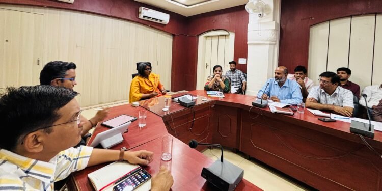 बीकानेर: सड़क सुरक्षा समिति की बैठक में लिए गए बड़े फैसले, 20 साल पुराने ऑटो होंगे सीज