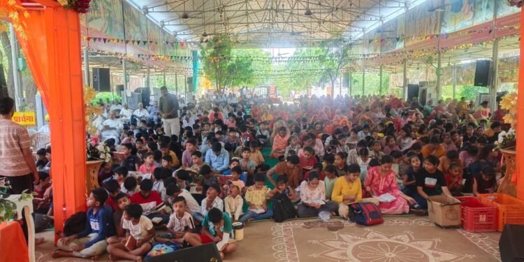 मुरलीमनोहर धोरे पर गूंजी रामचरित मानस की चौपाइयां, सैकड़ों बच्चों-सत्संगियों ने किए सुंदरकांड पाठ