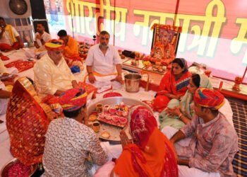 प्रधानमंत्री मोदी के जन्मदिन पखवाड़े में काली माता मंदिर में शतचंडी महायज्ञ, 551 कन्याओं का पूजन”