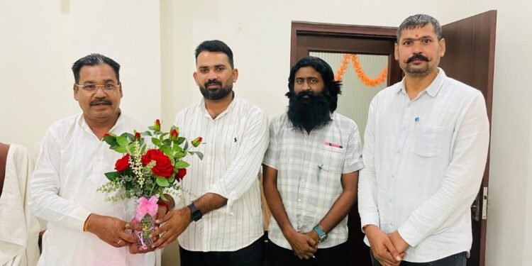 चैन सिंह राजपुरोहित बने भाजपा बीकानेर देहात जिला संयोजक वोकल फॉर लोकल अभियान