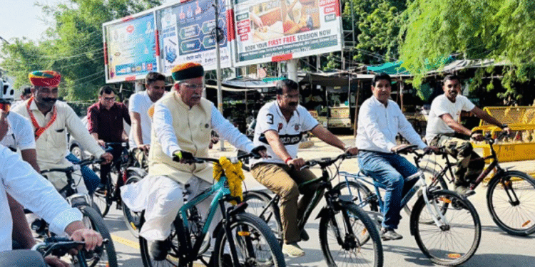 प्रधानमंत्री के 75वें जन्मदिन पर 75 साइक्लिस्ट के साथ आयोजित साइकिल रैली में बोले केंद्रीय कानून मंत्री