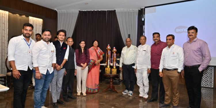 बीकाजी यूनिटी कप 2025: शेखर पेड़ीवाल सबसे महंगे खिलाड़ी, 14 वर्षीय अक्षत बाहेती बने सबसे युवा चेहरा — तकनीक और उत्साह से सजी ऑक्शन सैरेमनी