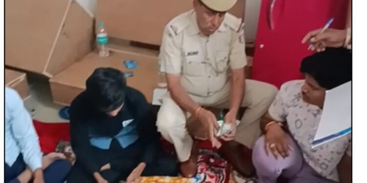 दीपावली से पहले गंगाशहर पुलिस की बड़ी कार्रवाई — मंगलम सिटी के फ्लैट में चल रहा था जुआ, 6 जुआरी गिरफ्तार, 71 ग्राम अफीम भी बरामद