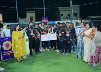 वैश्य महासम्मेलन यूथ विंग आयोजन: फाइनल में 121 रन का लक्ष्य टाइटंस ने किया हासिल