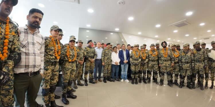 नशा मुक्ति और देशभक्ति का संदेश लेकर बीएसएफ बाइक रैली राजाराम धारणिया ऑटोमोबाइल्स पहुंची