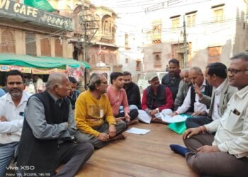 एसआईआर: आचार्यों के चौक और दम्माणी चौक से हुई ‘चौक चौपाल’ की शुरुआत,शहरी क्षेत्र के पाटों पर लगाई चौपाल