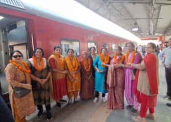 महिला पतंजलि योग समिति बीकानेर का दल पतंजलि योग पीठ हरिद्वार के लिए रवाना