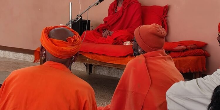 श्री नवलेश्वर मठ योगी शिवसत्यनाथ जी महाराज के सानिध्य में गीता जयंती पर भव्य धार्मिक आयोजन सम्पन्न