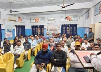 सड़क सुरक्षा पखवाड़ा: बेसिक पीजी कॉलेज में बाल वाहिनी चालकों के लिए रोड सेफ्टी सेमिनार व स्वास्थ्य शिविर