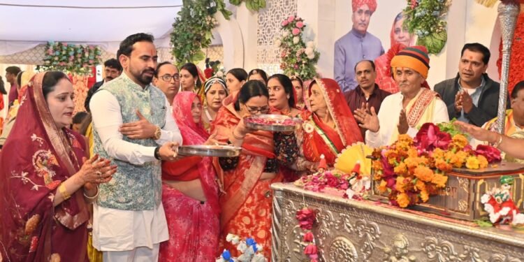 कलश यात्रा के साथ श्रीमद्भागवत कथा का शुभारंभ, 10 जनवरी से होगा नानी बाई मायरा का आयोजन