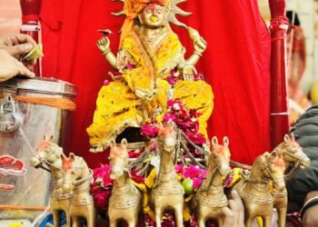 शाकद्वीपीय समाज ने निकाली भगवान सूर्यनारायण की रथयात्रा, सजीव झांकियोंंऔर डांडियों की खनक में दिखा उत्साह, विभुतियों का किया सम्मान