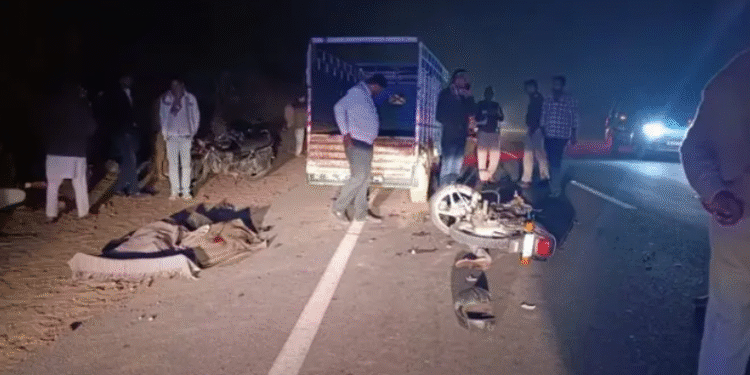 खाजूवाला में दर्दनाक सड़क हादसा, अज्ञात वाहन की टक्कर से दो युवकों की मौत