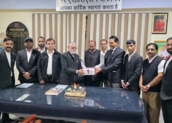 बार एसोसिएशन को सौंपी मेडिकल किट, प्राथमिक उपचार की दवाई 24 घंटे रहेगी उपलब्ध।*