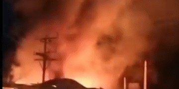 खाजूवाला सब्जी मंडी में भीषण आग, चार दुकानें जलकर राख