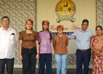 अर्हम इंग्लिश अकैडमी का शानदार परीक्षा परिणाम, 100% रिजल्ट से बढ़ाया मान