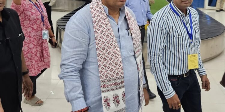 मुख्यमंत्री भजनलाल शर्मा पहुंचे बीकानेर, नाल एयरपोर्ट पर हुआ भव्य स्वागत