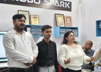 बीकानेर के बच्चे सीख रहे AI और रोबोटिक्स, Robo Spark Academy बना रही भविष्य के इनोवेटर्स