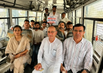 बीकानेर: पीबीएम की अव्यवस्थाओं को लेकर कांग्रेस का प्रदर्शन, कई नेता हिरासत में